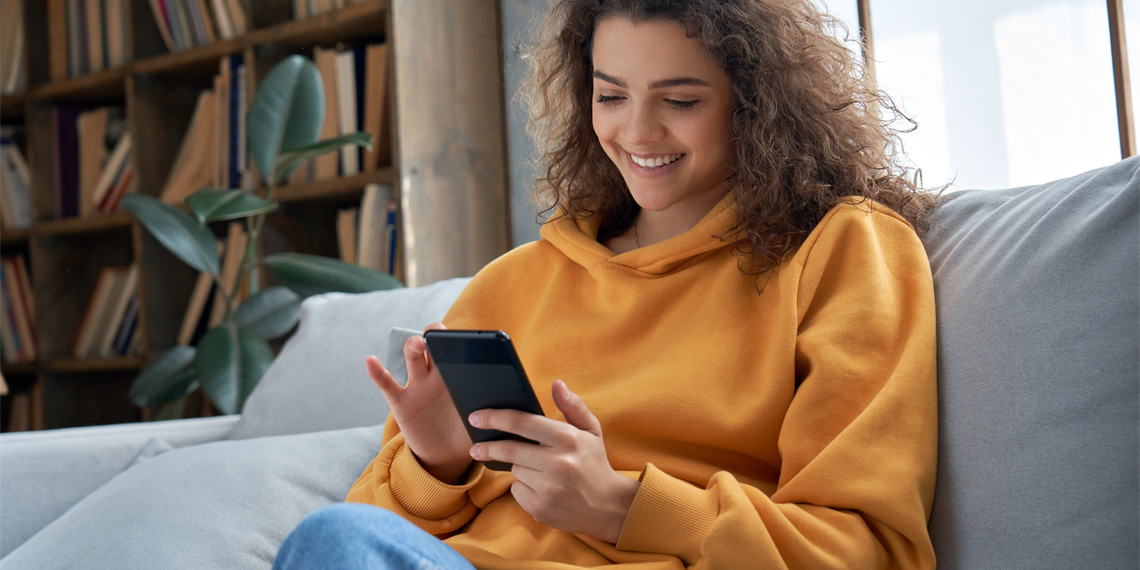 "Social Media's Positive Impact on Women's Body Image Revealed in New Study"