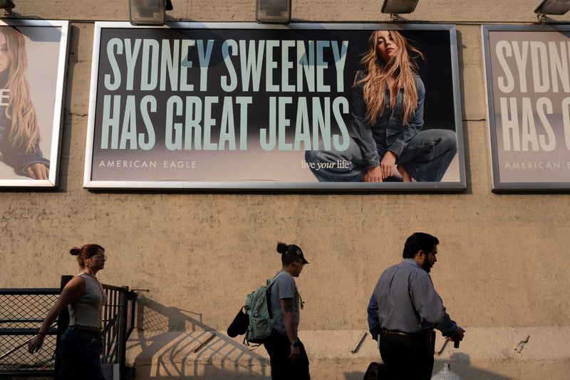 Featured image for American Eagle Shares Surge on Sweeney and Kelce Campaigns