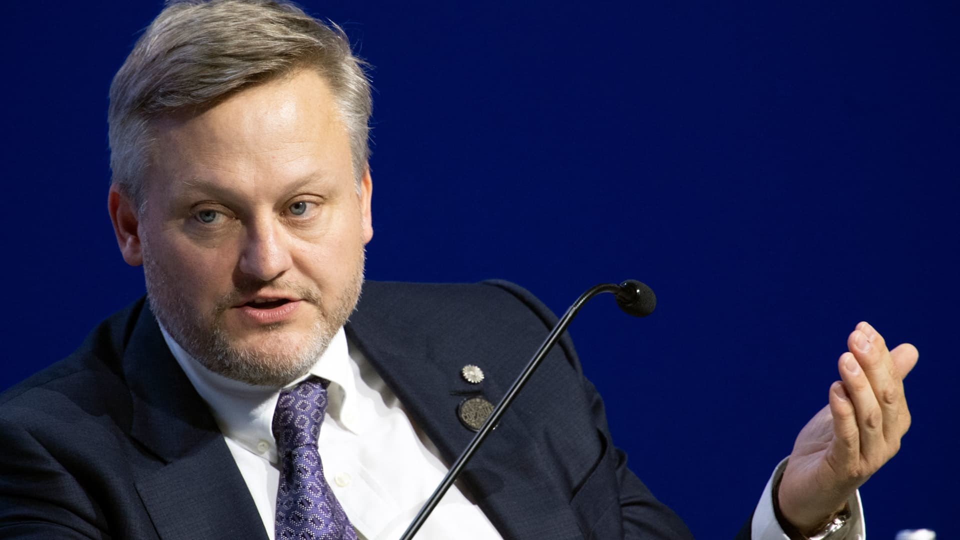 Featured image for "BP Officially Names Murray Auchincloss as Permanent CEO"