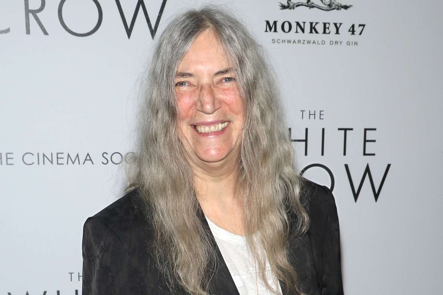 Featured image for Patti Smith Recovers from Hospitalization in Italy