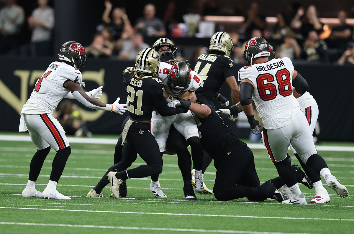 Featured image for Bucs' Dominant Defense Shuts Out Saints in Week 8