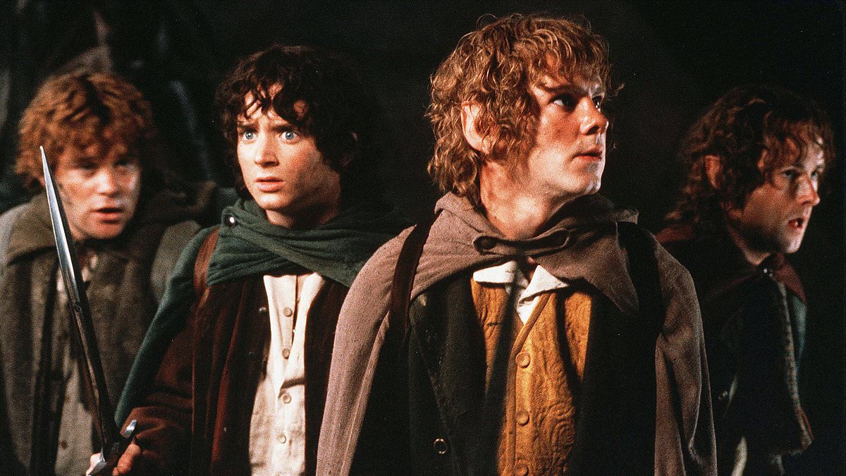 Lord of the Rings Star Proudly Embraces 'Nepo-Baby' Status