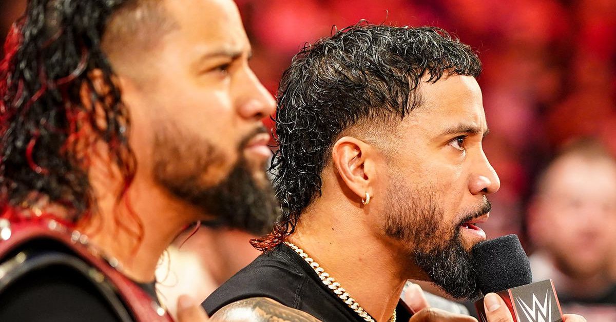 "Roman Reigns' Reign in Jeopardy: WWE Raw Recap and Implications for WrestleMania 39"