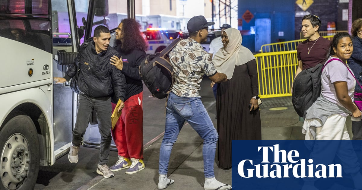 Featured image for NYC Sues Texas Bus Firms for $708M Over Migrant Transports