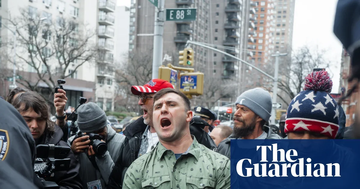 Three Arrested After Suspected Device Thrown at NYC Anti-Islam Protest
