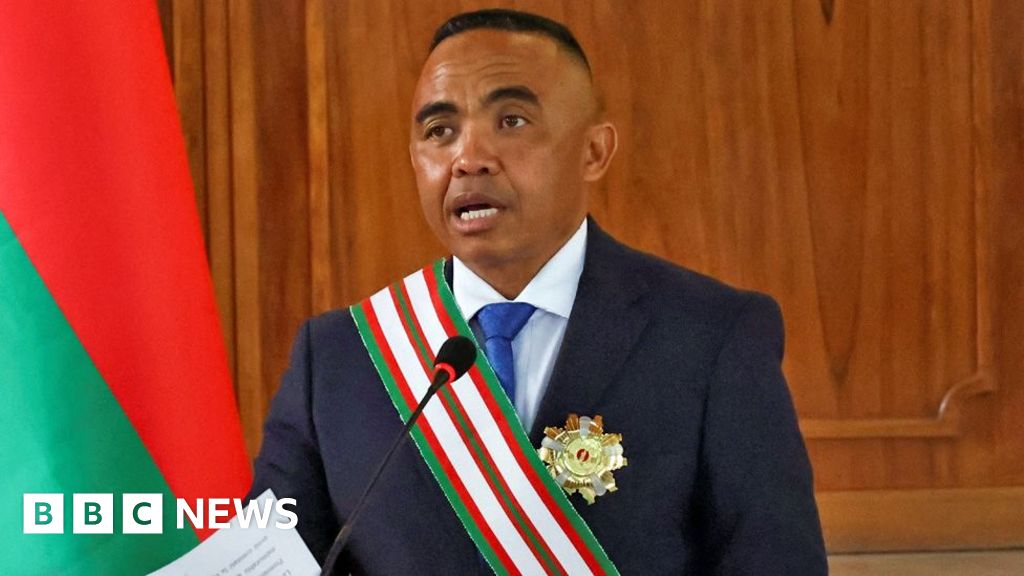 Featured image for Madagascar's Military Leader Colonel Randrianirina Sworn in as President After Coup