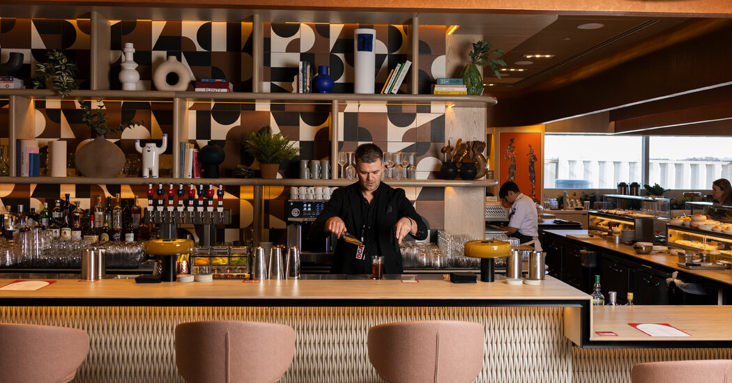 Featured image for José Andrés Launches New Restaurant at Reagan Airport