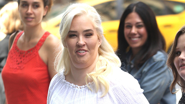 Featured image for Mama June Shannon Requests Prayers as Daughter Anna's Cancer Worsens