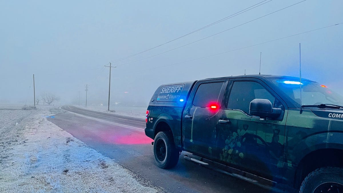 "Midwest Winter Weather: Freezing Rain Threatens Roads and Travel, Warming Trend Ahead"