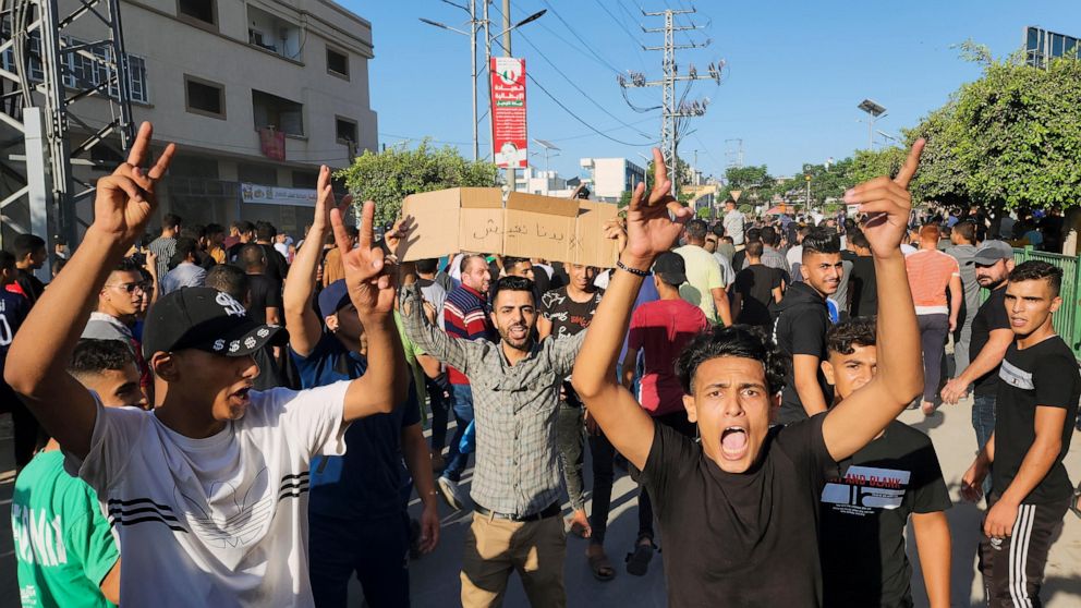 Featured image for Gaza's Unprecedented Public Outcry: Thousands Protest Against Hamas
