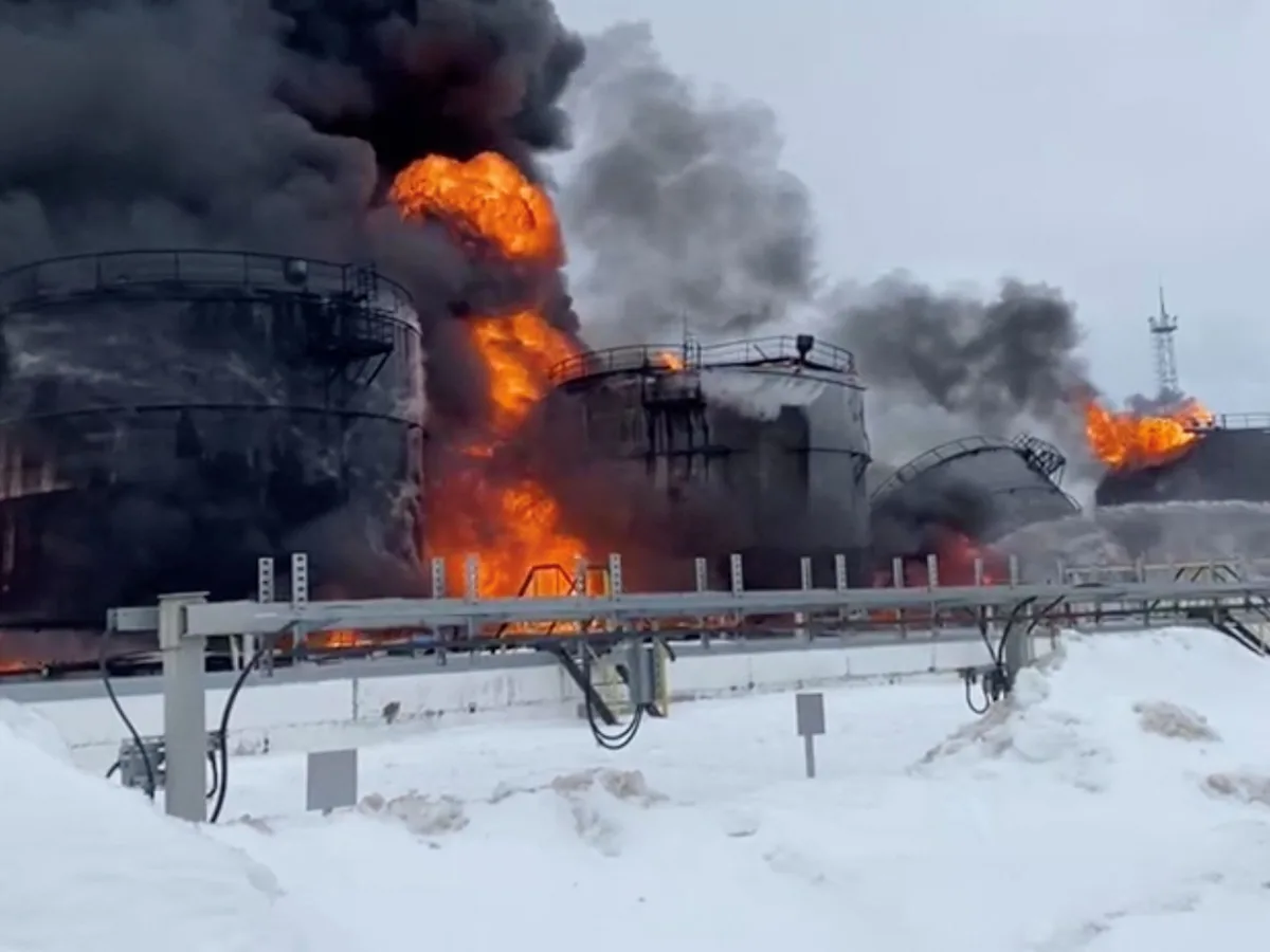 Featured image for Ukraine's Drone Attacks Disrupt Russia's Oil and Gas Industry