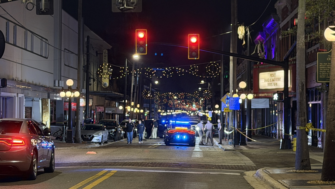 Featured image for Tragic Crash in Tampa Leaves 4 Dead, 11 Injured