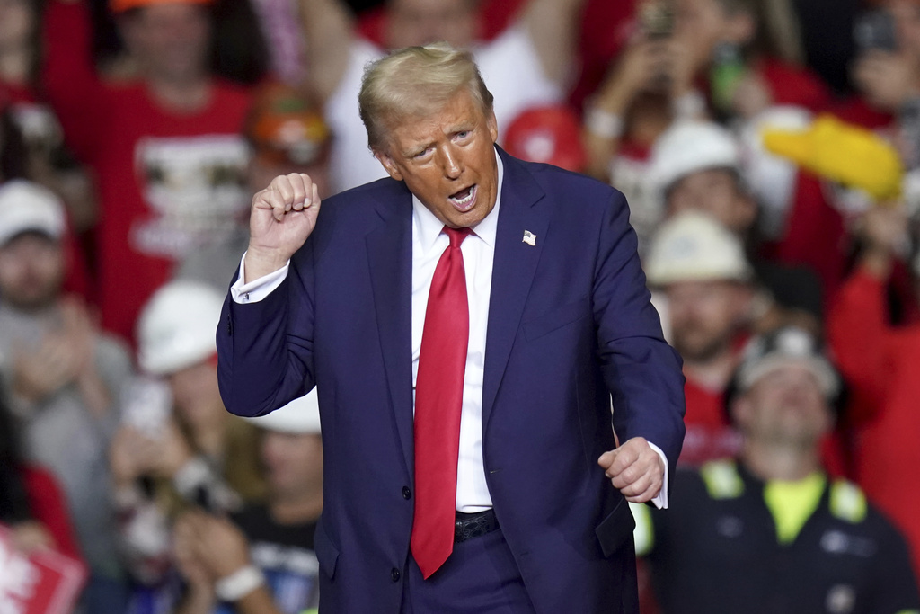 Trump Warns BRICS of 100% Tariffs Over Dollar Shift