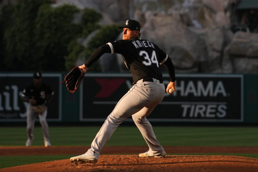 White Sox's Trade Deadline Strategy: Selling, Protecting Core Players, and Potential Moves