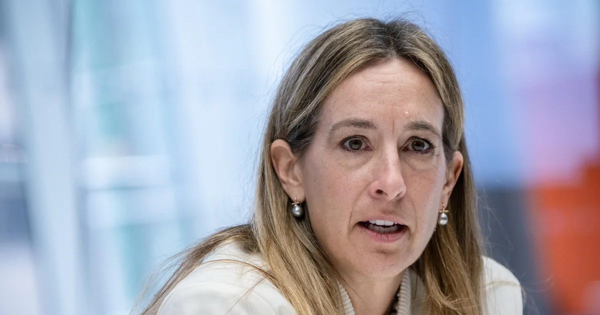 Featured image for Archives Criticized for Excessive Release of Mikie Sherrill's Military Records in Gubernatorial Race