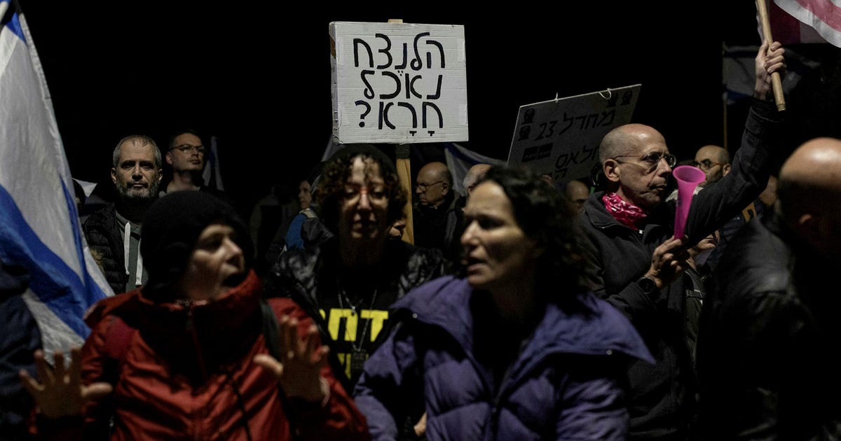 "Mass Protests Sweep Israel Demanding Netanyahu's Ouster and Hostages' Release"