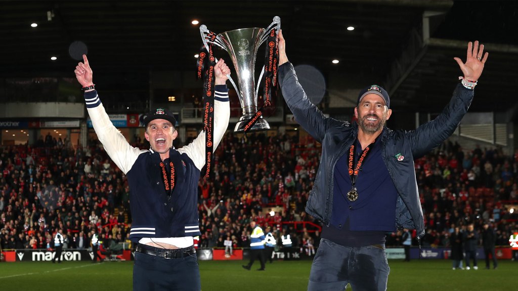 Ryan Reynolds and Rob McElhenney's Wrexham FC Achieves Promotion to English Football League.