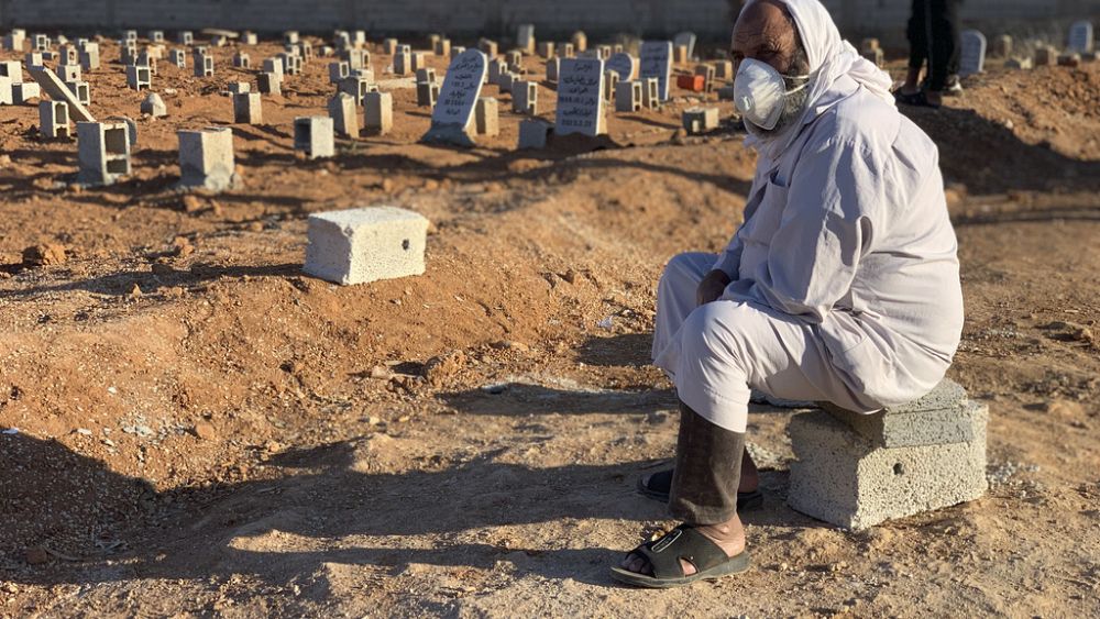 "Health Risks of Mass Burials in Libya Highlighted by Aid Groups"