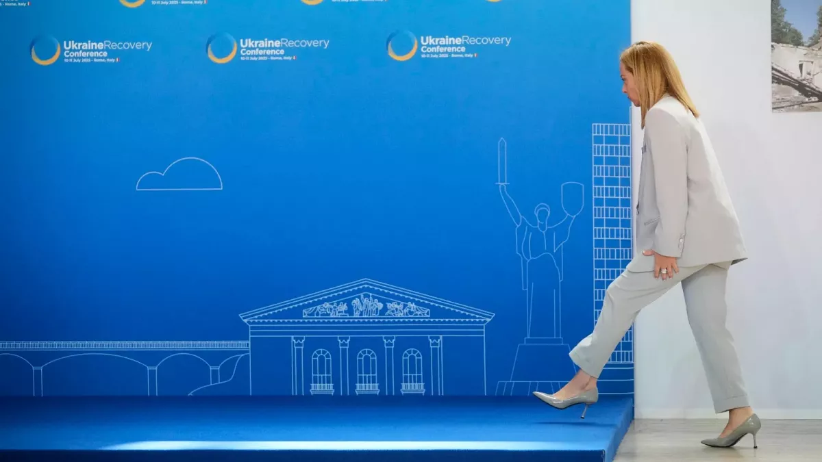 Featured image for Italian Women Fight Back Against Unauthorized Online Image Sharing