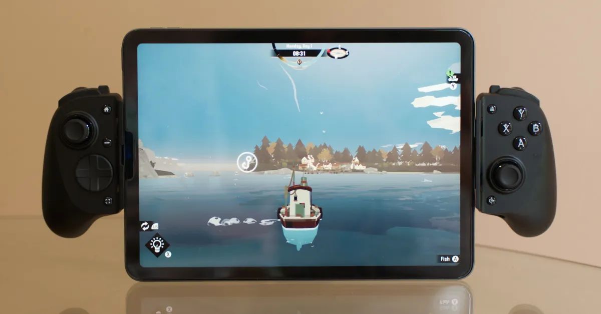 Featured image for Razer Kishi V3 Pro: The Ultimate Mobile Gaming Controller for Phones and Tablets