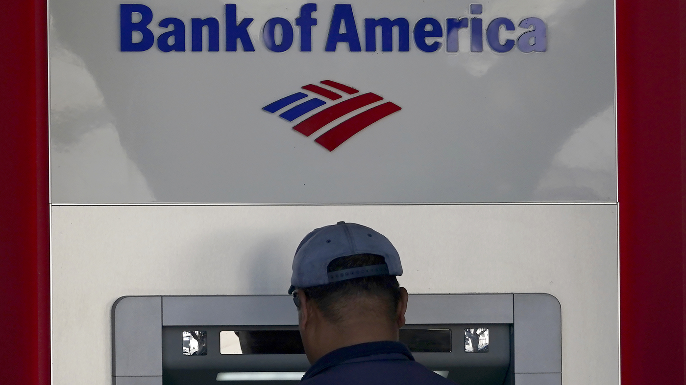 Featured image for Bank of America Slapped with $250 Million Fine for Fake Accounts and Illegal Fees