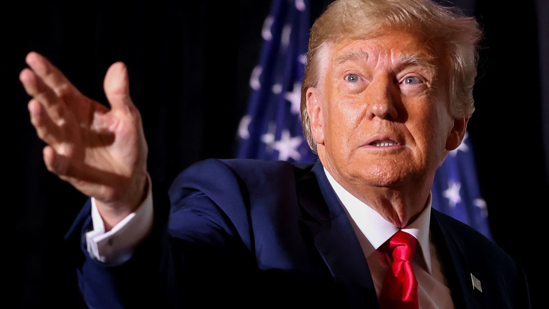 Featured image for Trump Faces Criminal Charges in Election Probe: Endgame Move or Indictment?