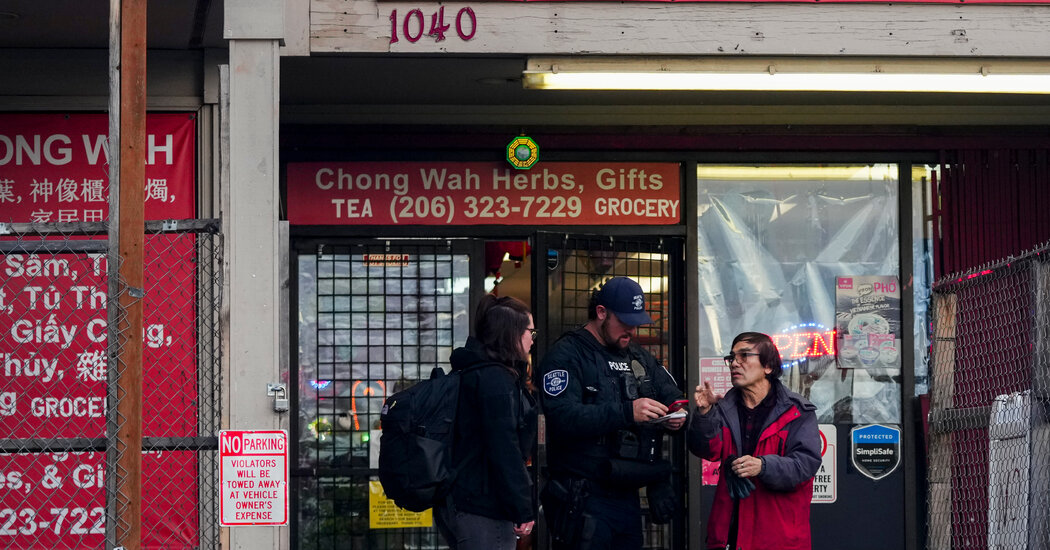 Featured image for Seattle Man Arrested After Series of Stabbings Injure 10