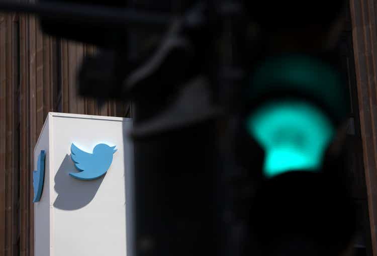 Featured image for Elon Musk's Twitter Valuation and Paid Account Plan Shake Up Social Media.