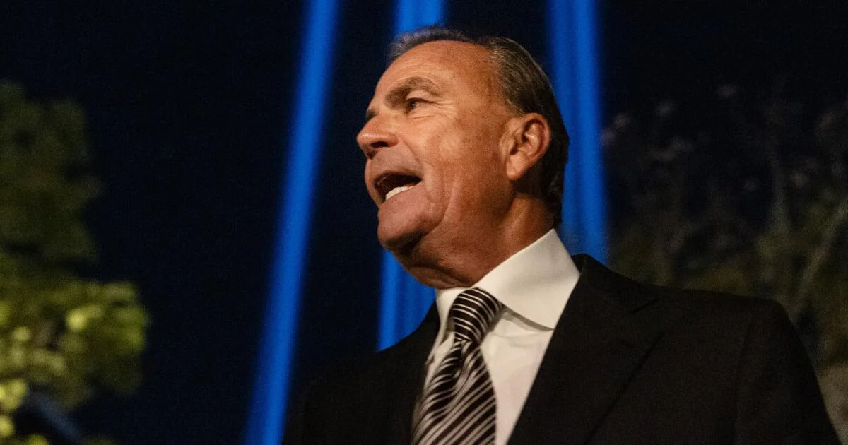 Caruso bows out of Los Angeles mayor race, ending his bid