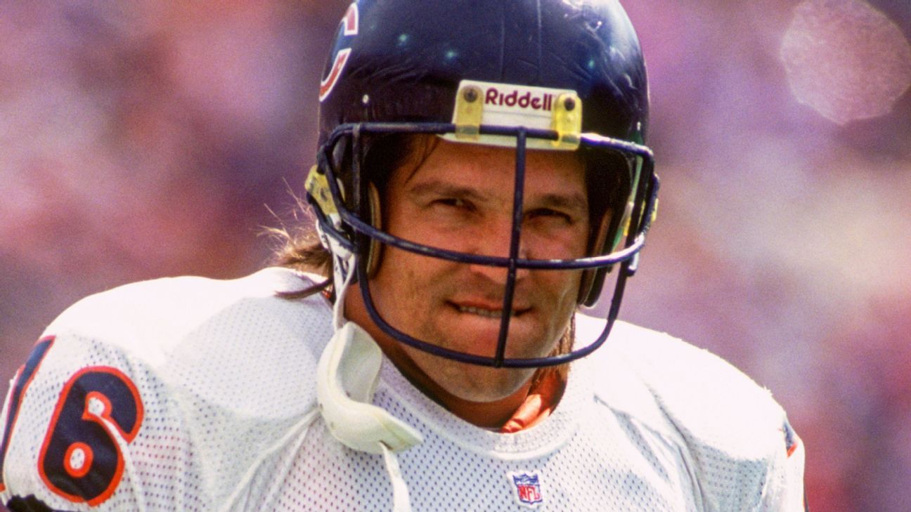 "NFL Legend Steve McMichael Hospitalized for Blood Transfusion Amid Health Struggles"