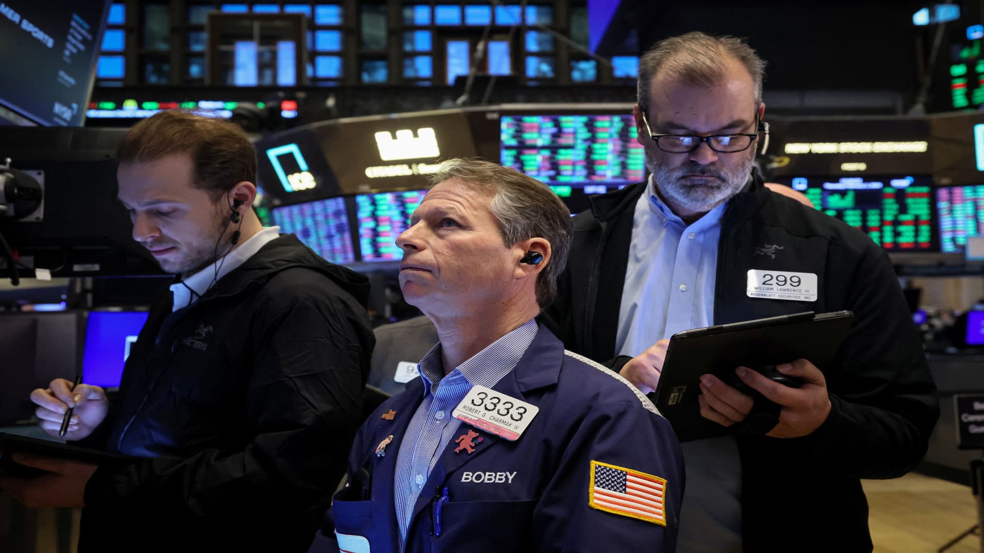"Market Reacts to Meta and Amazon Earnings Ahead of Jobs Report: Live Updates"