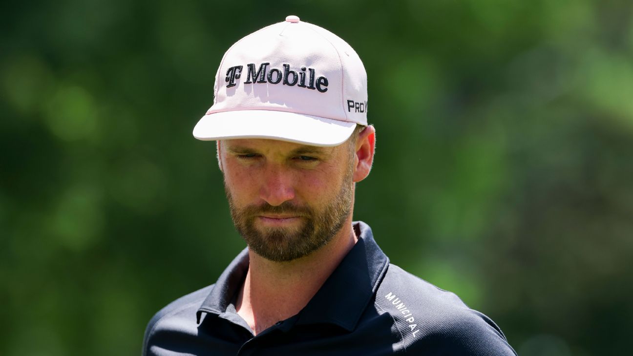 Featured image for Oakmont Bans Wyndham Clark Over Locker Room Incident