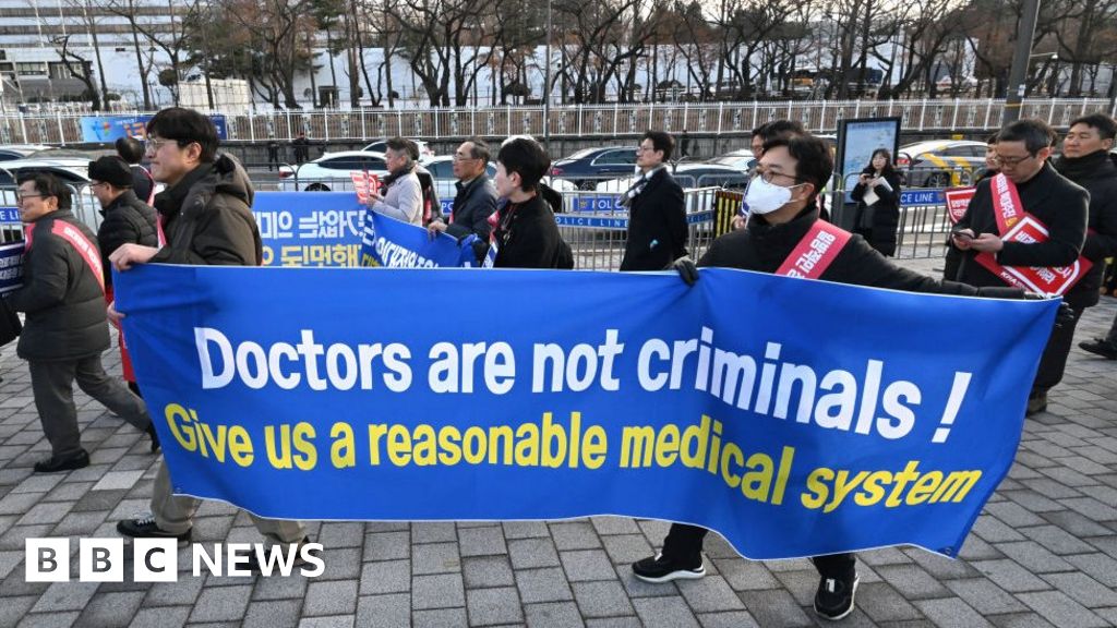 Featured image for "South Korean Doctors' Strike Escalates as Deadline Looms"