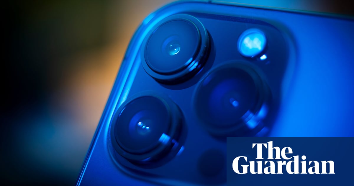 Featured image for Apple advises against using rice to dry wet iPhones