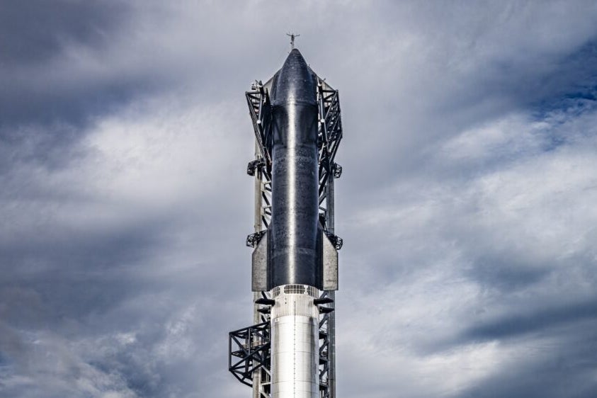 Featured image for SpaceX Reschedules 4th Starship Launch to June 6 Amid FAA Safety Review