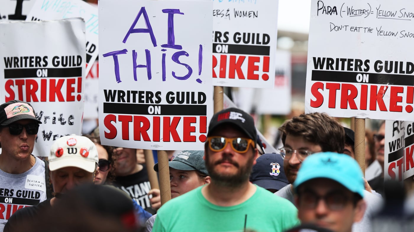 Featured image for "Record Low Union Membership Rates in the US Despite Recent Gains"