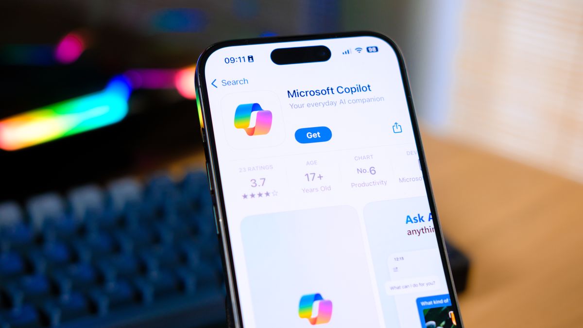 Featured image for "Microsoft Launches Copilot on iOS and Android with GPT-4 and DALL-E Integration"