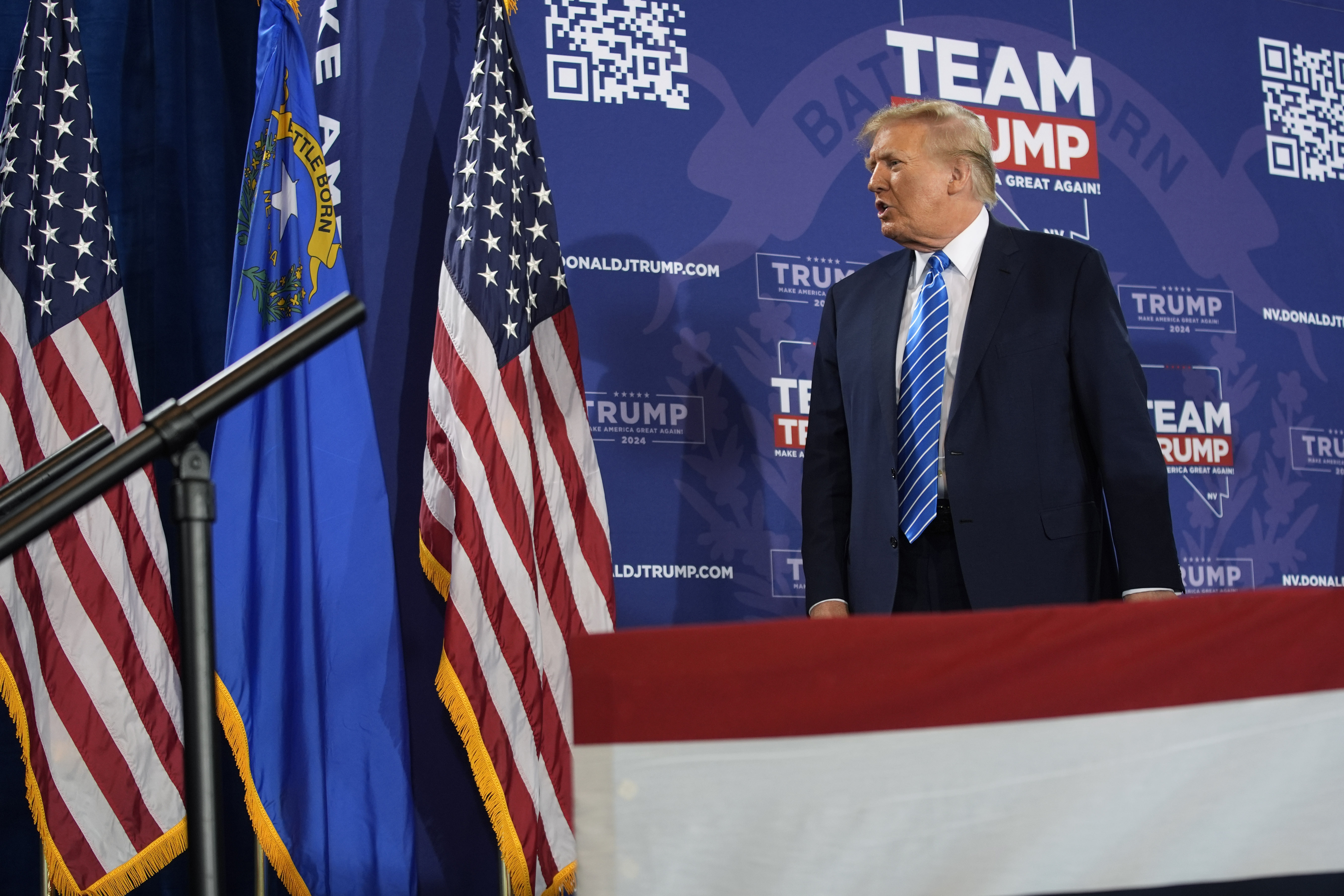 Featured image for "2024 Money Race: Biden's Dominance Over Trump and Big Donors Revealed"