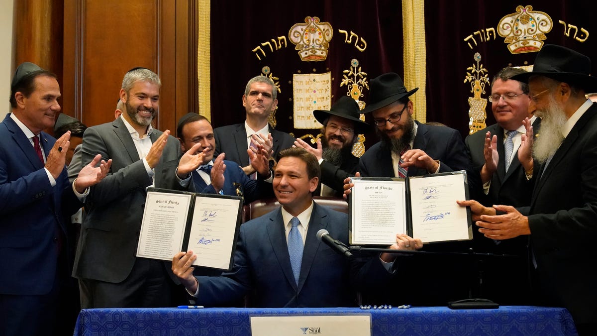 Featured image for DeSantis Affirms Support for Israel During Visit