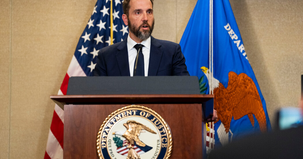 Jack Smith Challenges Trump's Immunity Claim in Landmark Supreme Court Case