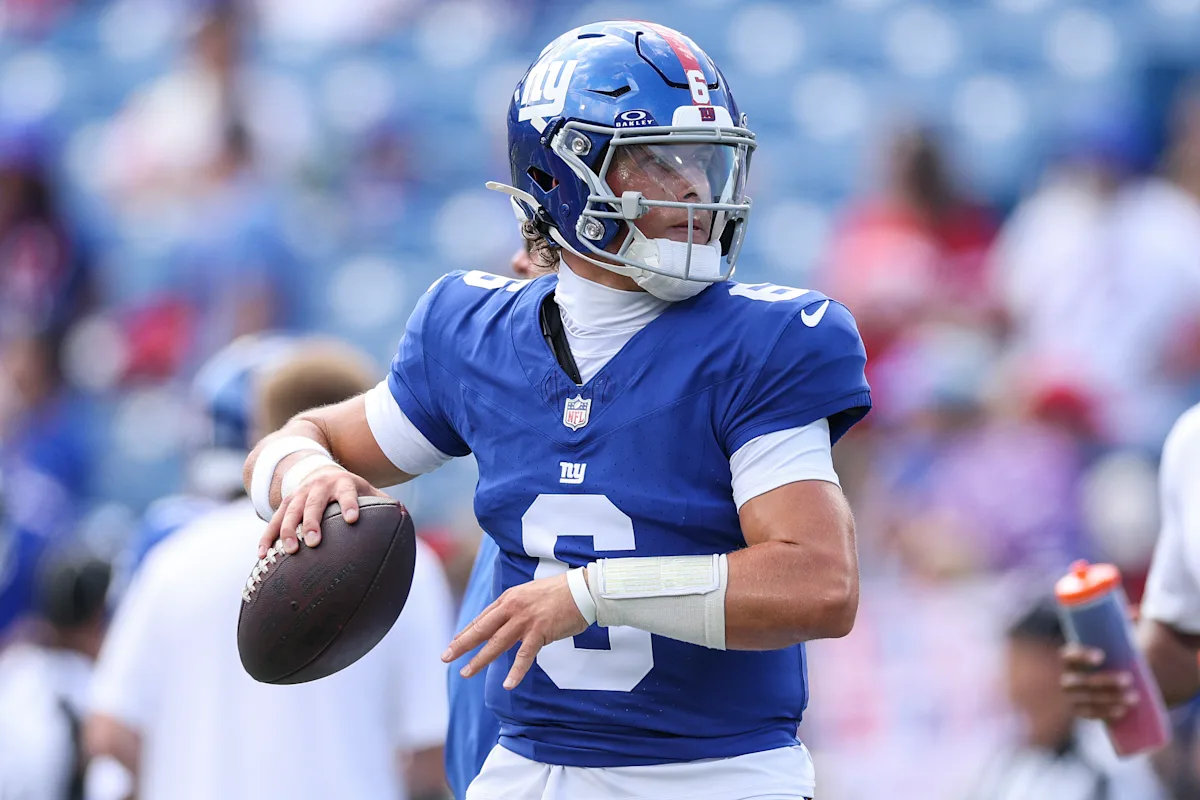 Giants Rookie Jaxson Dart Impresses in Preseason Debut