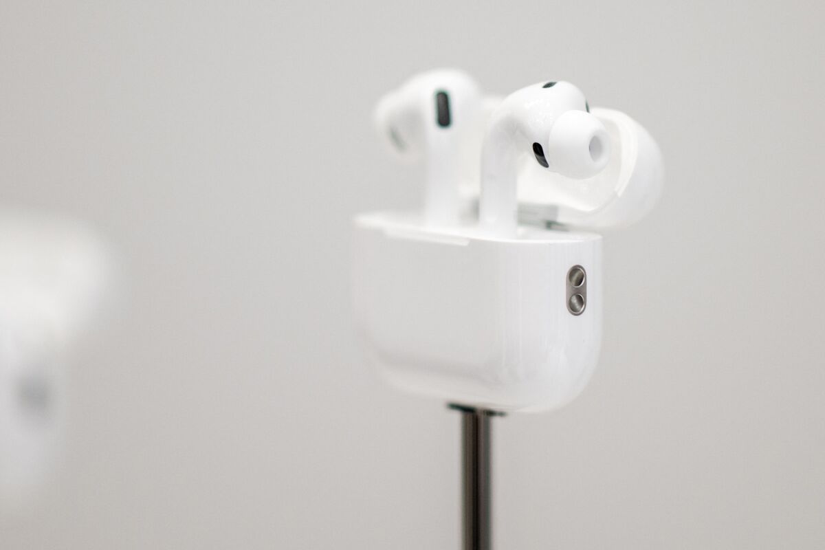 Featured image for Apple Unveils AirPods Pro 3 with Health and Language Features