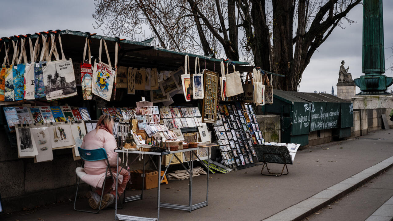 Featured image for Macron Allows Paris Riverside Booksellers to Remain During Olympics