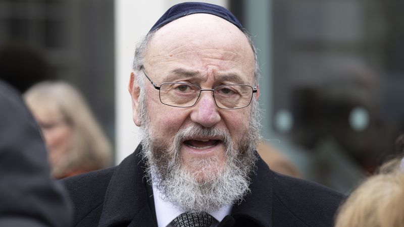 Featured image for "Chief Rabbi to Walk to King Charles' Multifaith Coronation"