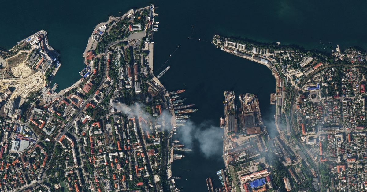 Ukraine Strikes Russian Navy HQ in Crimea, Escalating Tensions