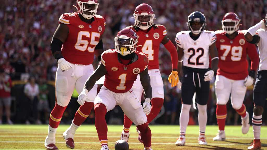 "Kansas City Chiefs face struggling Chicago Bears in Week 3 showdown"