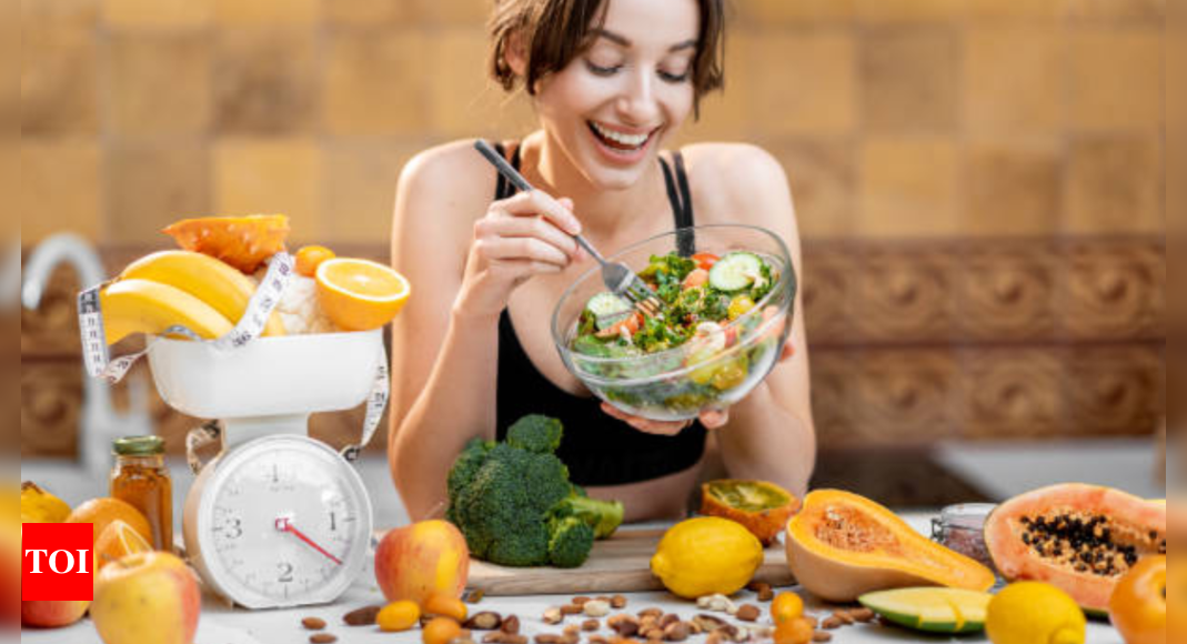 Featured image for "5-Day Fasting-Mimicking Diet Reverses Biological Age by 2.5 Years, Study Finds"