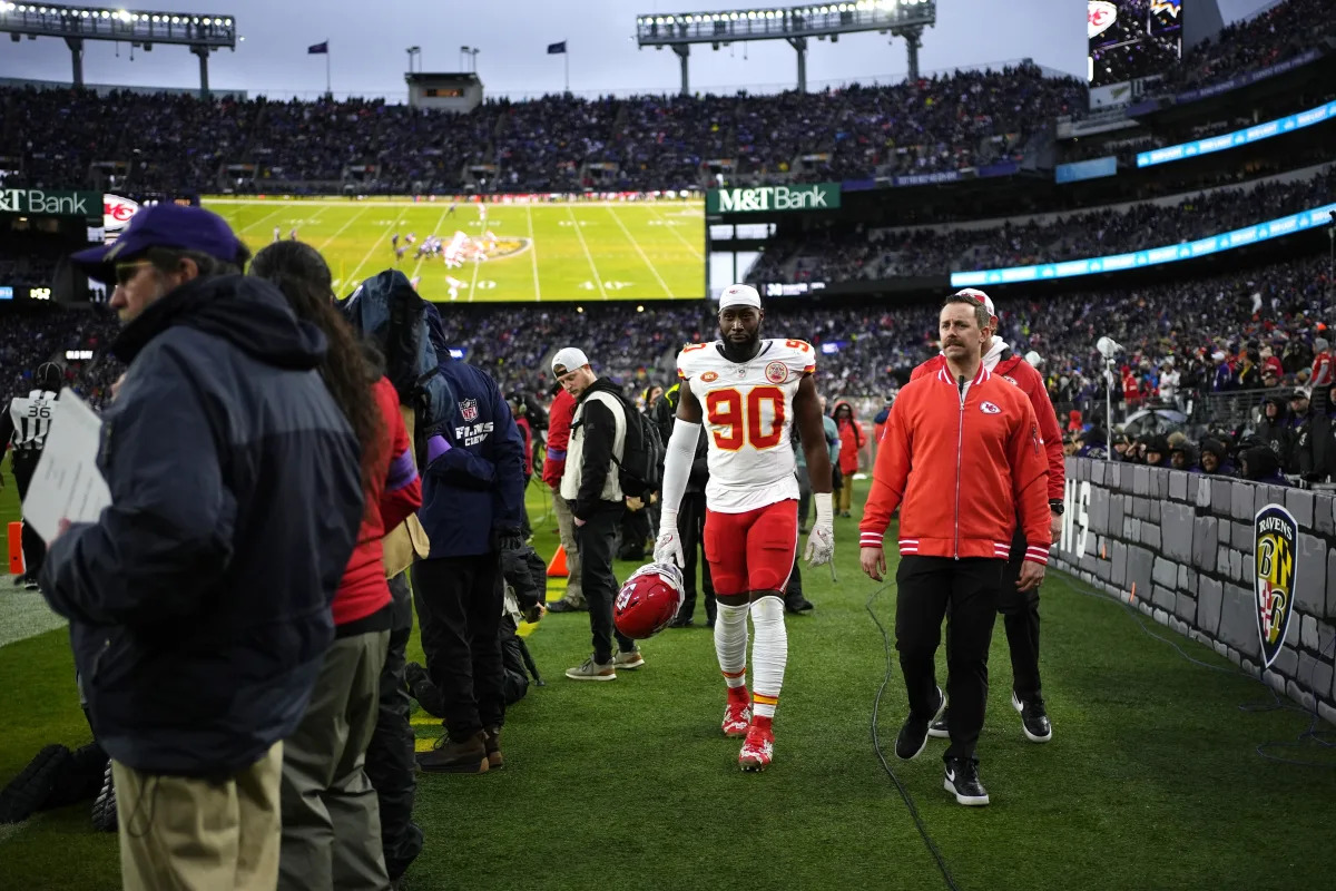 Featured image for Chiefs' Charles Omenihu Out for Season with Torn ACL