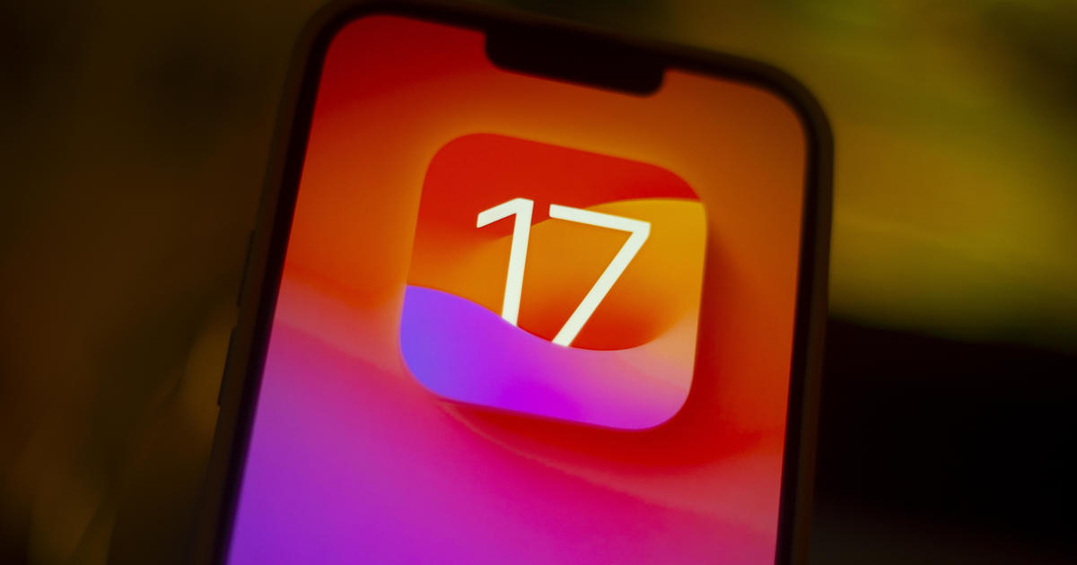 "Authorities and Experts Warn of Privacy Concerns with iPhone's New 'NameDrop' Feature"