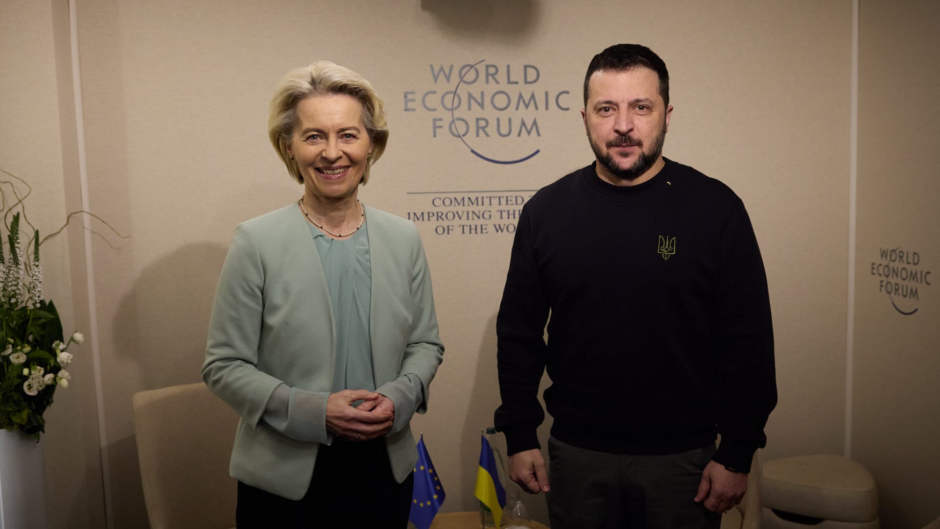"Ukraine's EU Accession Talks and Public Support Amidst Russian Disinformation"